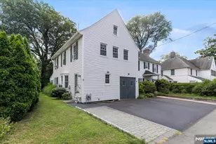 9 Bolton Pl, Fair Lawn, NJ 07410 - Photo 1