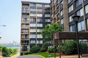 9060 Palisade Ave 920, North Bergen, NJ 07047 - Photo 1