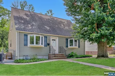 1233 Tuxedo Square, Teaneck Township, NJ 07666 - Photo 1