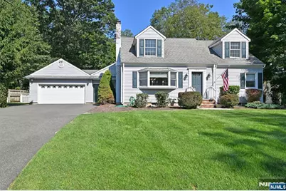 319 Sunset Boulevard, Wyckoff Township, NJ 07481 - Photo 1