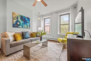 297 Pavonia Ave 2A, Jersey City, NJ 07302 - Photo 1