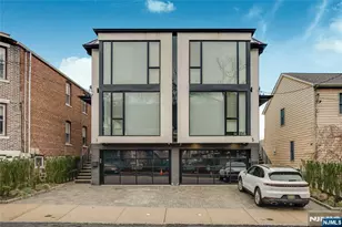 7 Adelaide, Edgewater, NJ 07020 - Photo 1