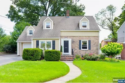 5-21 Lyncrest Avenue, Fair Lawn, NJ 07410 - Photo 1