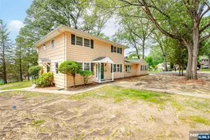 11 Loyola Pl, Oakland, NJ 07436 - Photo 1