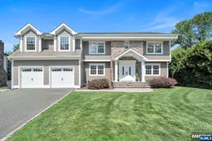 26 Windridge Dr, Caldwell, NJ 07006 - Photo 1