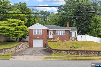 229 Mount Pleasant, Woodland Park, NJ 07424 - Photo 1