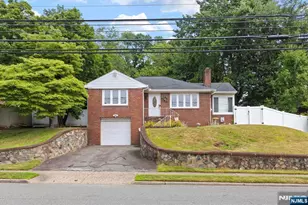 229 Mount Pleasant, Woodland Park, NJ 07424 - Photo 1