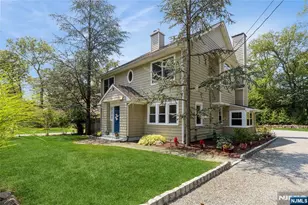 24 Chestnut St, Mahwah, NJ 07430 - Photo 1