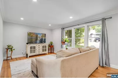 13 Ridge Place, Ringwood, NJ 07456 - Photo 1