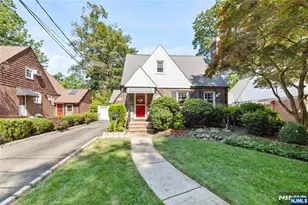 1161 Kensington Rd, Teaneck Township, NJ 07666 - Photo 1