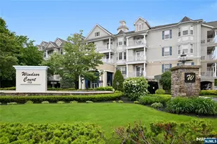 175 Rochelle Ave 323, Rochelle Park Township, NJ 07662 - Photo 1