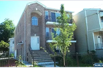 471 Hawthorne Avenue, Newark, NJ 07112 - Photo 1