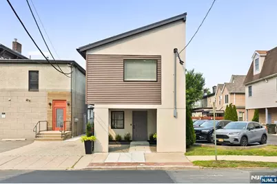 30 Franklin Place 2 #2, Rutherford, NJ 07070 - Photo 1