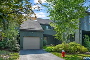 9 Carla Ct, Morristown, NJ 07960 - Photo 1