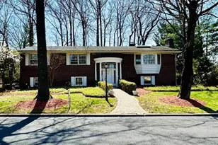 30 Reiner Pl, Englewood Cliffs, NJ 07632 - Photo 1