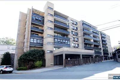 555 Gorge Road 5G #5G, Cliffside Park, NJ 07010 - Photo 1