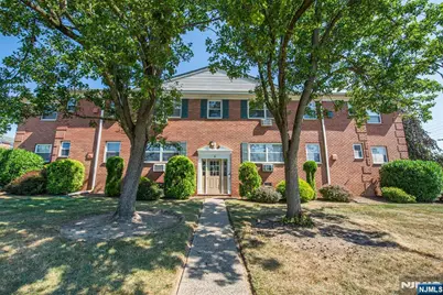 16 Knox Terrace 2D #2D, Wayne, NJ 07470 - Photo 1