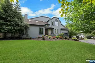 24 Fair Ridge Ct, Wayne, NJ 07470 - Photo 1
