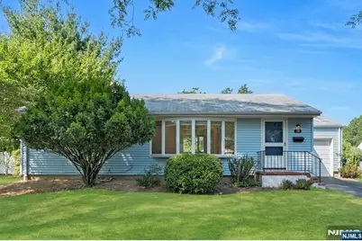 105 Regis Court, Paramus, NJ 07652 - Photo 1