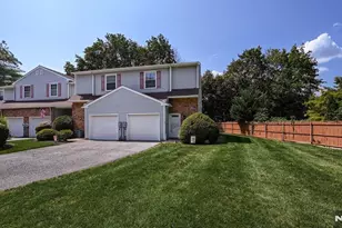 19 Ivy Ct, Wanaque, NJ 07465 - Photo 1