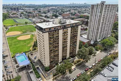 150 Overlook Avenue 9C #9C, Hackensack, NJ 07601 - Photo 1