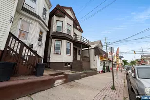 289 8th St, Prospect Park, NJ 07508 - Photo 1