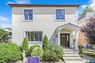 1098 Edgewood Ln, Fort Lee, NJ 07024 - Photo 1