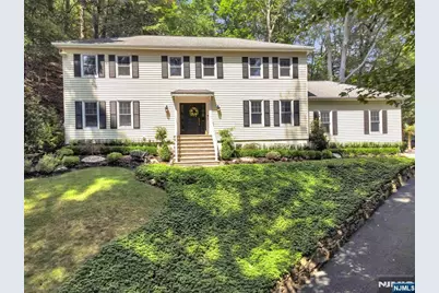 32 Lord Wm Penn Drive, Morristown, NJ 07960 - Photo 1