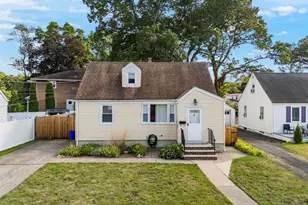 6 English Ave, Elmwood Park, NJ 07407 - Photo 1