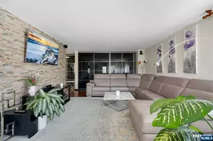 2150 Center Ave 4E, Fort Lee, NJ 07024 - Photo 1