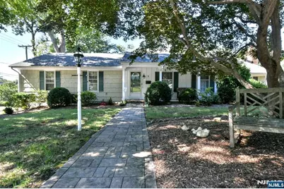 1 Zimmerman Court, Midland Park, NJ 07432 - Photo 1