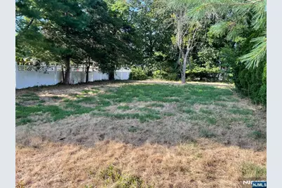 662 Jefferson Avenue, Washington Township, NJ 07676 - Photo 1