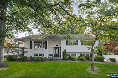 530 Forest Avenue, Paramus, NJ 07652 - Photo 1