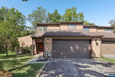 53 Ponds Circle, Wayne, NJ 07470 - Photo 1