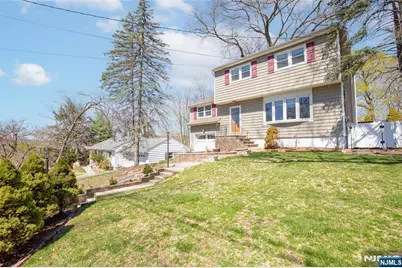 163 Hiawatha Boulevard, Oakland, NJ 07436 - Photo 1