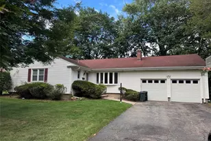 21 Laurence Ct, Closter, NJ 07624 - Photo 1