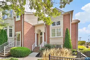 105 Chestnut Ct 3, Garwood, NJ 07027 - Photo 1