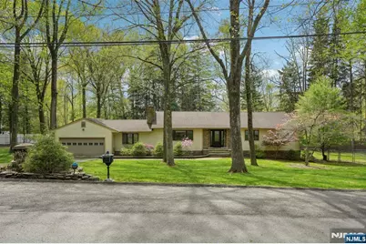 23 Plymouth Drive, Upper Saddle River, NJ 07458 - Photo 1
