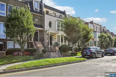 185 Kensington Drive, Fort Lee, NJ 07024 - Photo 1