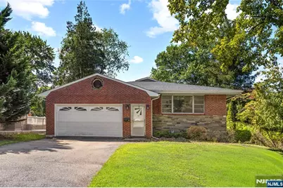 14 Chestnut Avenue, Closter, NJ 07624 - Photo 1