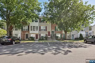 707 Pepperidge Rd, Mahwah, NJ 07430 - Photo 1