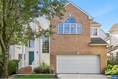 1102 Smith Manor Boulevard 52 #52, West Orange Township, NJ 07052 - Photo 1