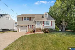 50 Crescent St, Rochelle Park Township, NJ 07662 - Photo 1