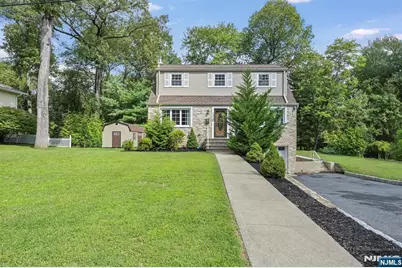 131 Elmwood Avenue, Allendale, NJ 07401 - Photo 1