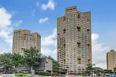 7000 Kennedy Boulevard 36C #36C, Guttenberg, NJ 07093 - Photo 1