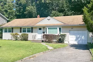 31 Chestnut Ave, Closter, NJ 07624 - Photo 1