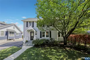 359 N Pleasant Ave, Ridgewood, NJ 07450 - Photo 1