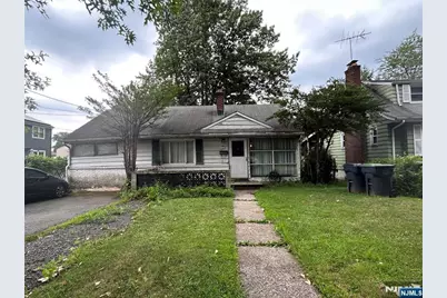 207 Melrose Avenue, Bergenfield, NJ 07621 - Photo 1