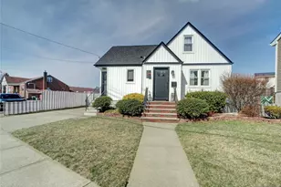 237 Park Ave, Lyndhurst Township, NJ 07071 - Photo 1