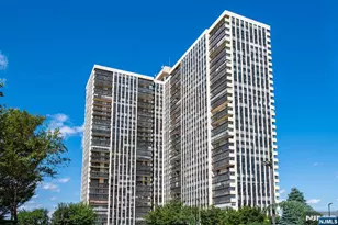 300 Winston 1722, Cliffside Park, NJ 07010 - Photo 1